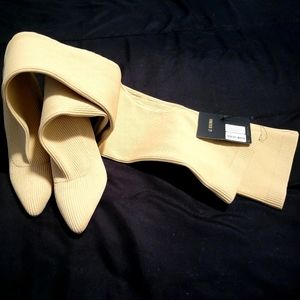 Over-the-knee sock boots size 6 cream